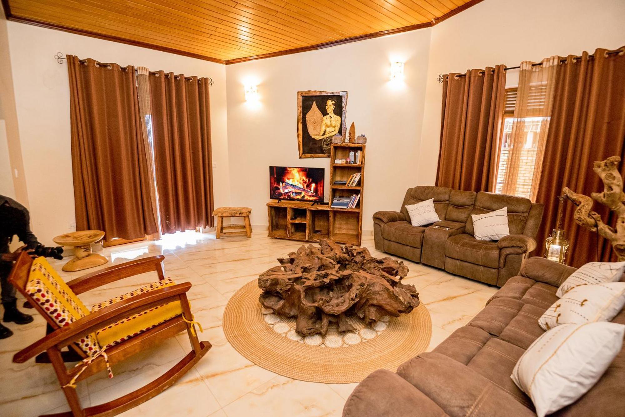 High Ground Villa Ltd คิกาลี ภายนอก รูปภาพ